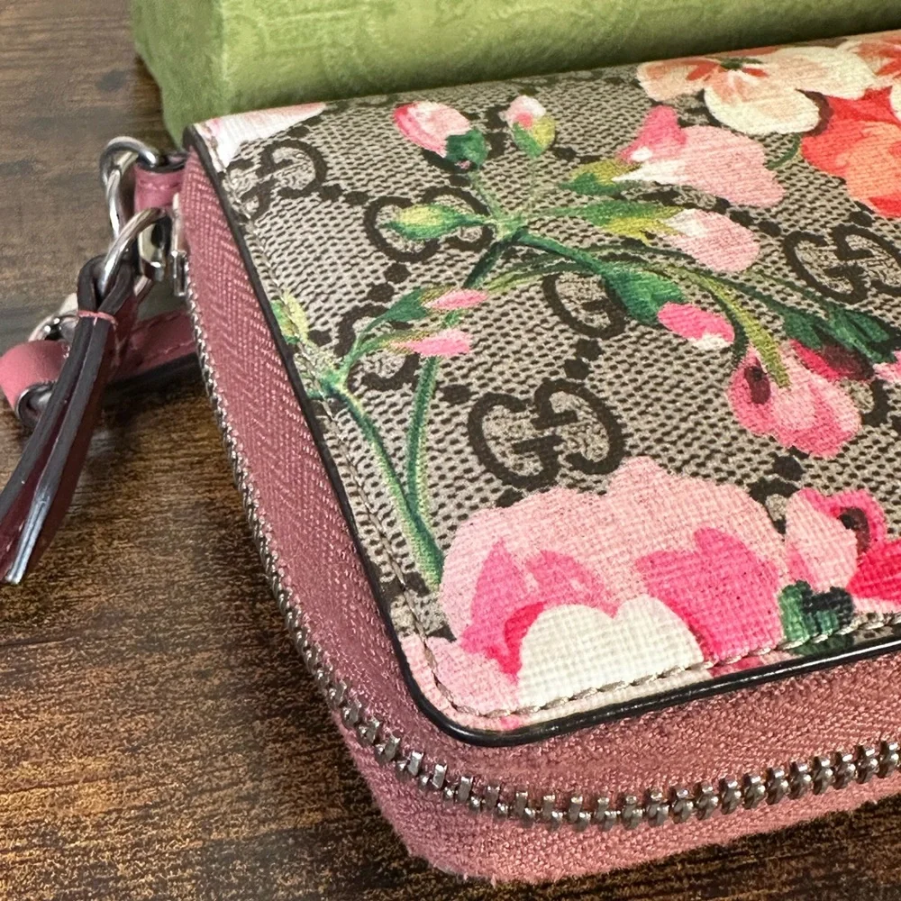 Authentic Gucci Blooms GG Zippy Long Wallet W/ Wrist Strap - Picture 9 of 15